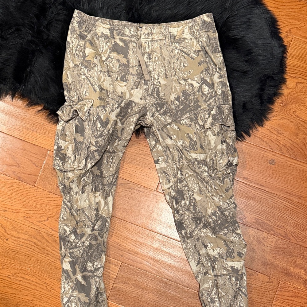 Aeropostale Camouflage Cargo Pants